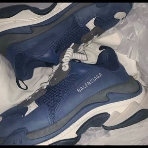 I dont wear them, really brand new